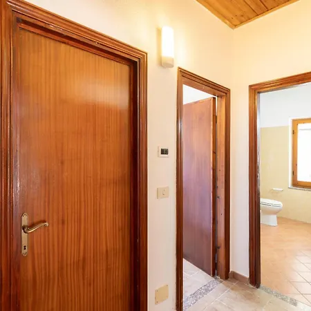 Dimora Pietranna - Luxury With Swimming Pool Апартаменты