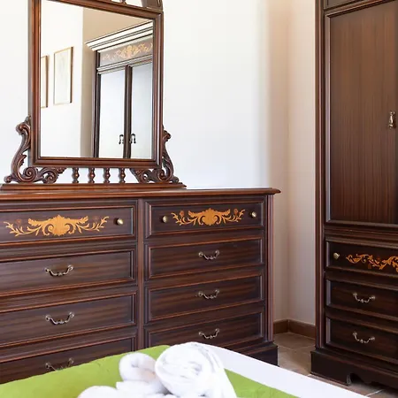 Dimora Pietranna - Luxury With Swimming Pool Апартаменты