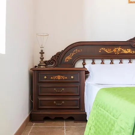 Dimora Pietranna - Luxury With Swimming Pool * Li Valcaggi