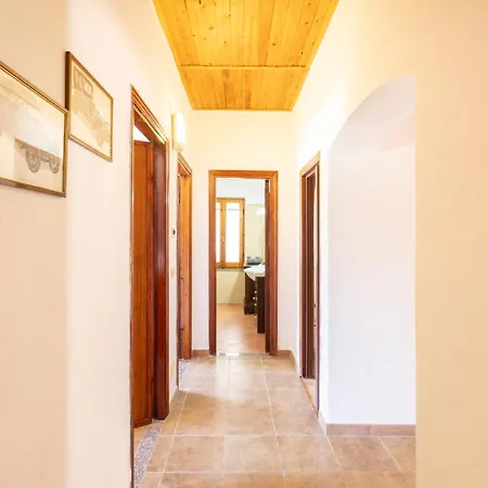 Dimora Pietranna - Luxury With Swimming Pool Апартаменты Li Valcaggi