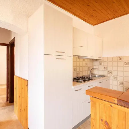 Апартаменты Dimora Pietranna - Luxury With Swimming Pool Li Valcaggi