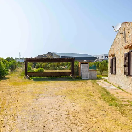 Dimora Pietranna - Luxury With Swimming Pool Li Valcaggi