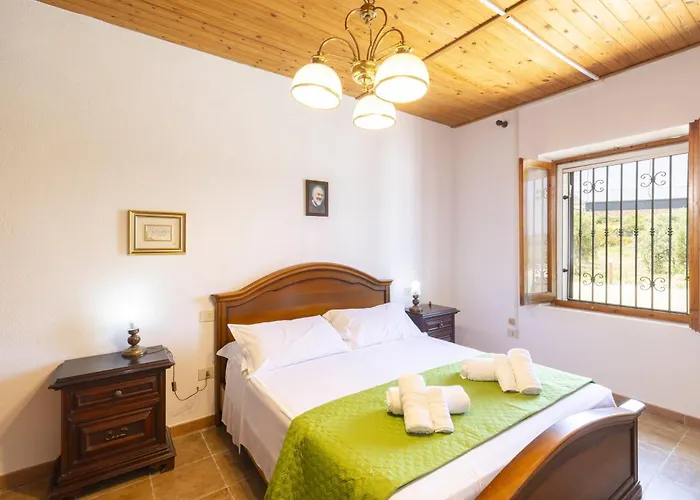 Dimora Pietranna - Paradiso In Sardegna * Li Valcaggi